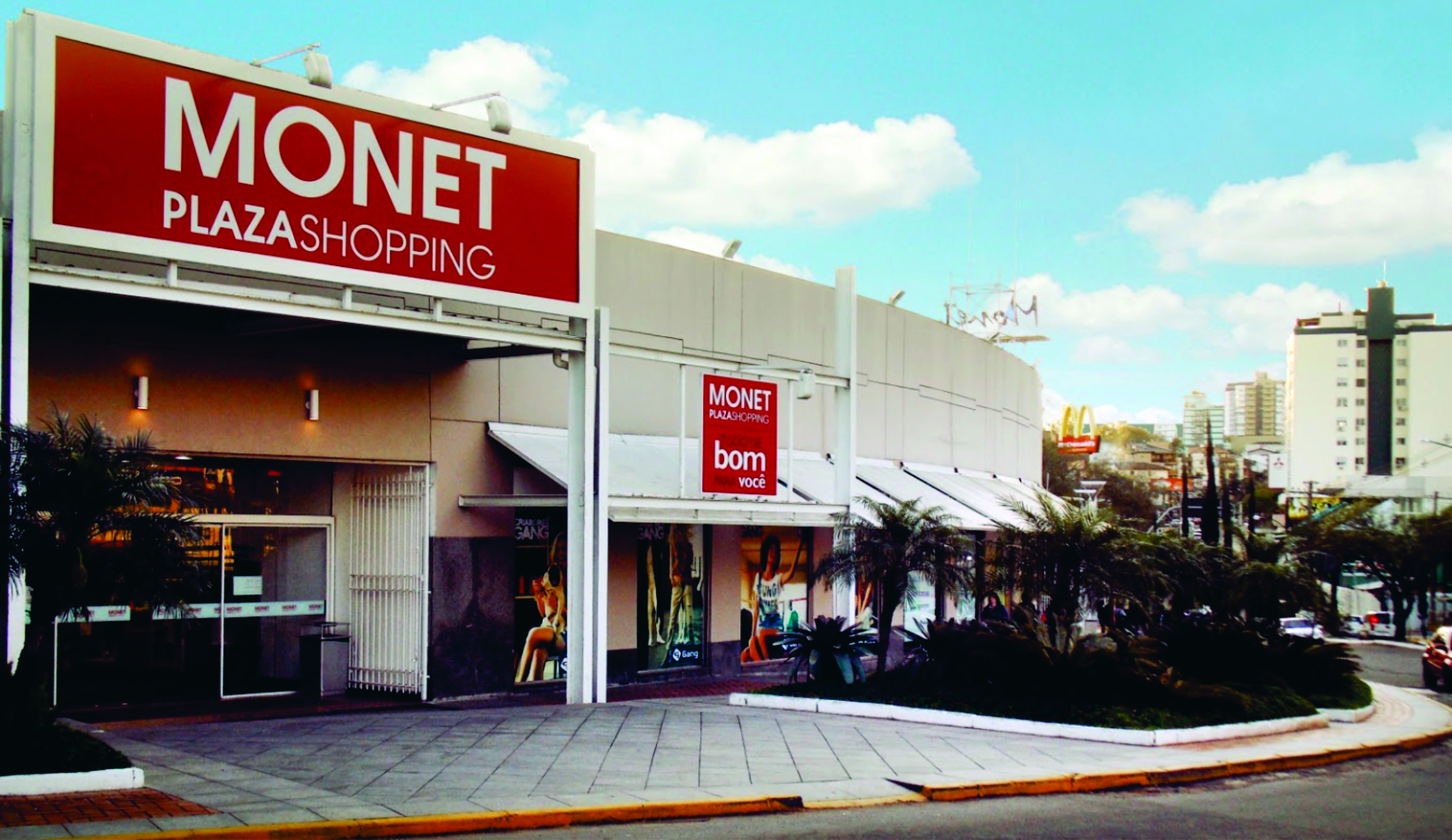 Monet Plaza Shopping